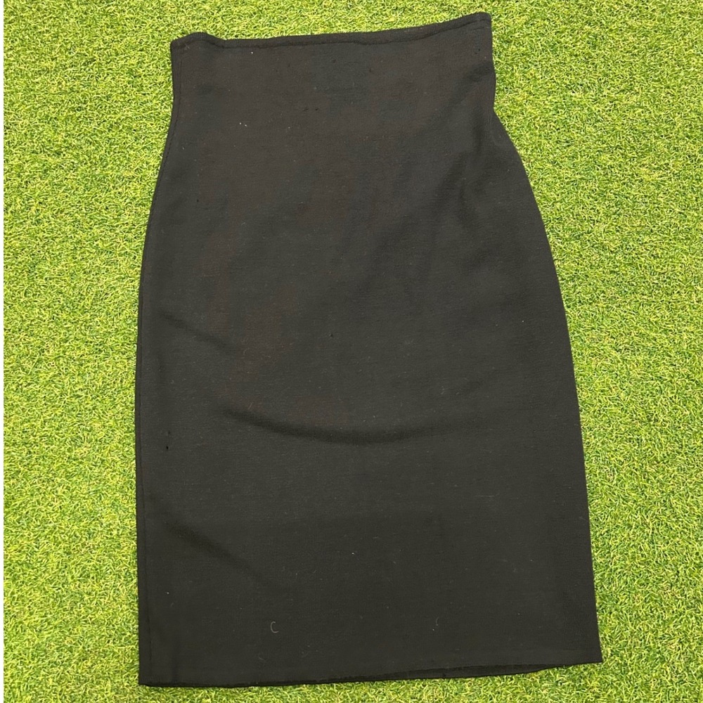 Salvatore Ferragamo Black 100% Virgin Wool Knit Pencil Skirt Italy Size S